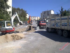 Karşıyaka Bayraklı Yağmursuyu Kanalı-cumhryt3